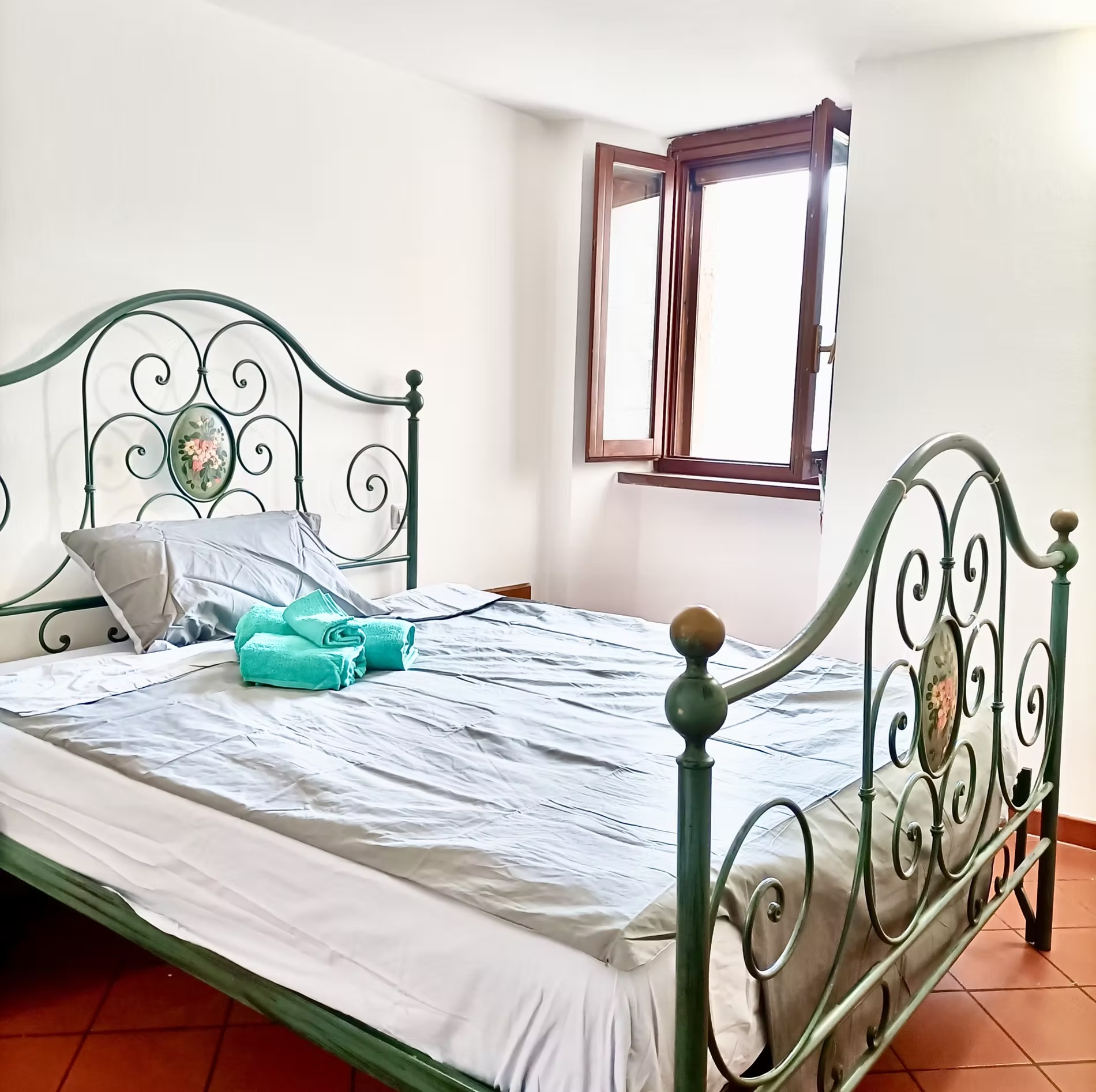 Coliving image