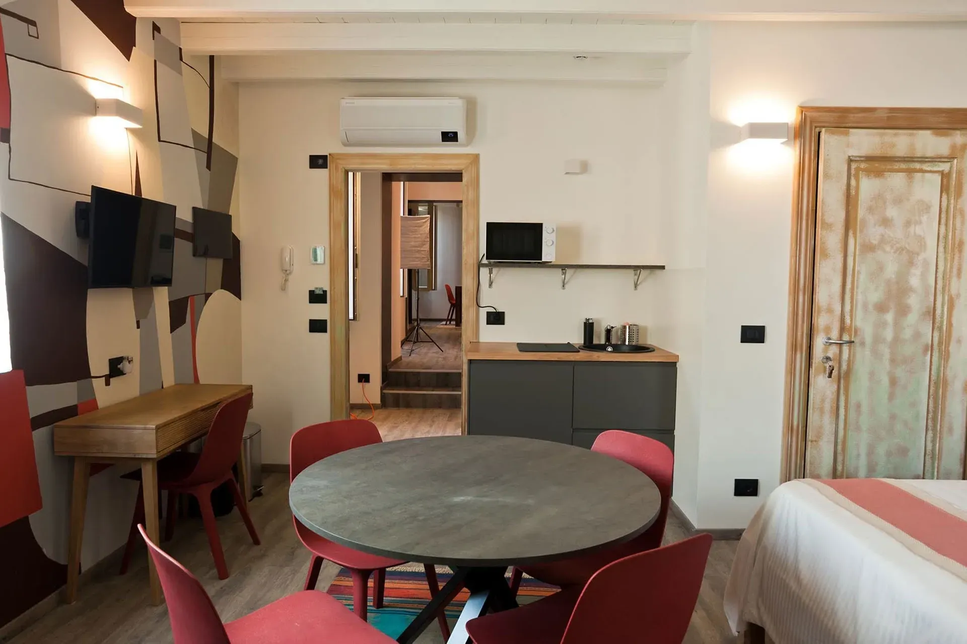 Coliving image